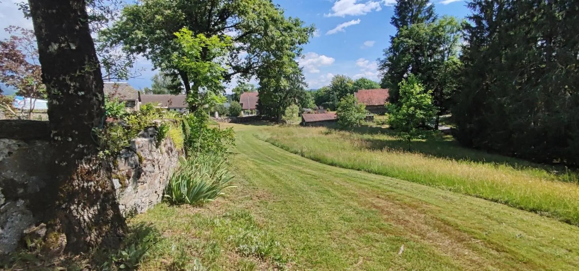 Holiday home Superbe Maison De Maitre Vebret